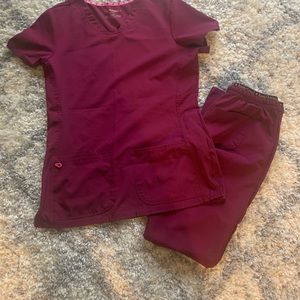 Woman’s Heart & Soul Scrub Set - Size Medium -  Color Maroon